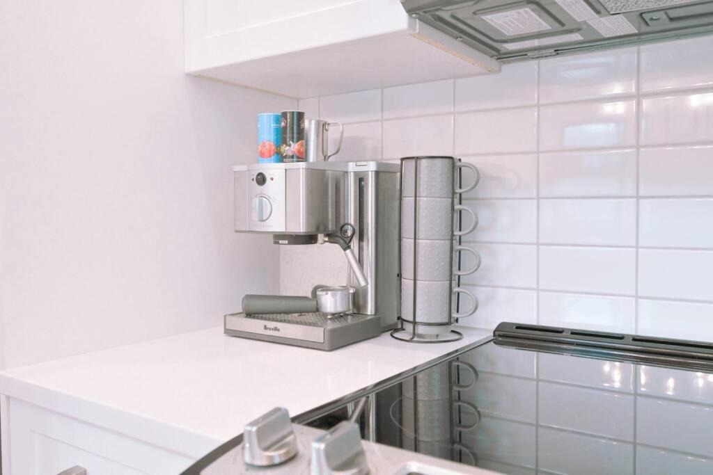 Oasis Getaway, Mins To Lake, King Bed, Dbl Garage إنفيرمير المظهر الخارجي الصورة